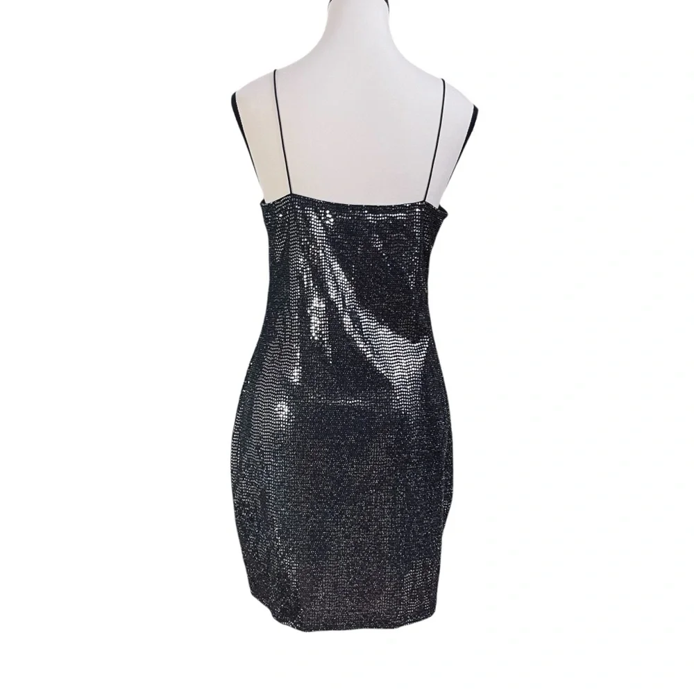 H&M‎ Divided Black Sparkle Top